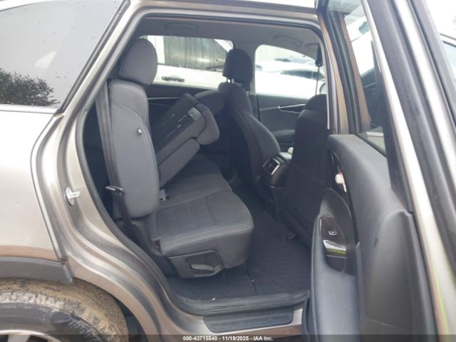 Kia Sorento 2.4l L Image 19