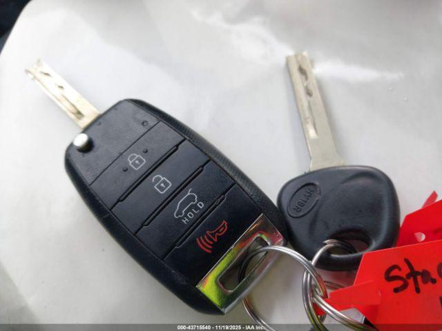 Kia Sorento 2.4l L Image 7