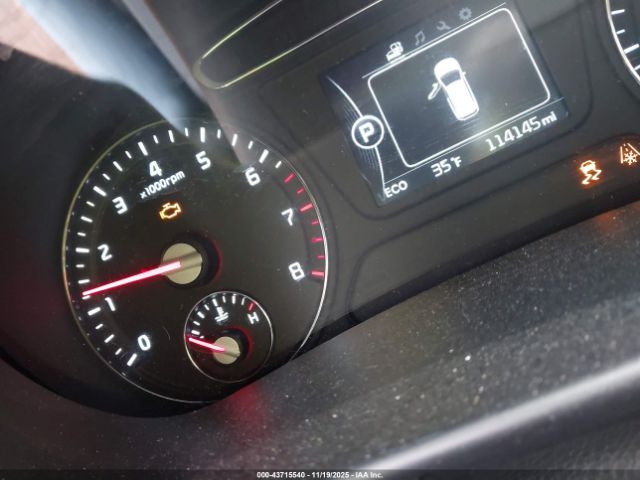 Kia Sorento 2.4l L Image 8