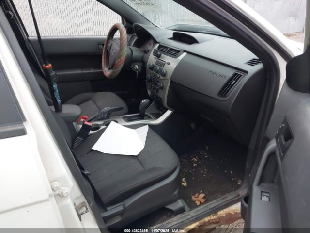 Ford Focus Se Image 2