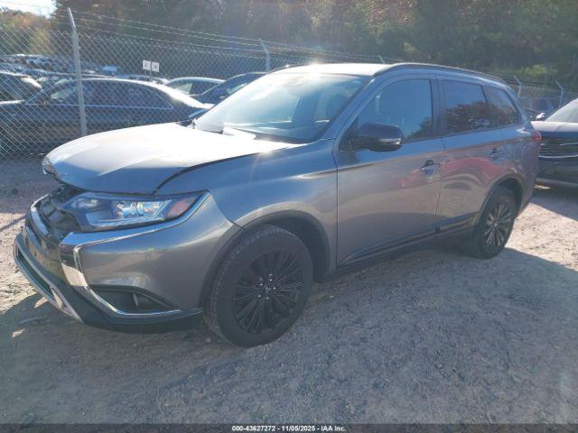 Mitsubishi Outlander Image 2