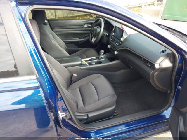 Nissan Altima S Fwd Image 4