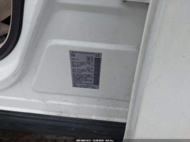 Nissan Pathfinder Sl Image 13