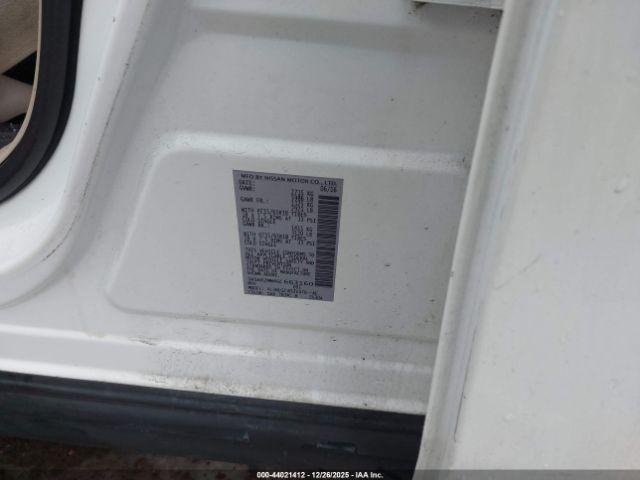 Nissan Pathfinder Sl Image 13