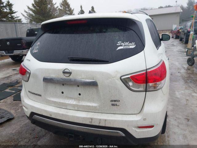 Nissan Pathfinder Sl Image 8