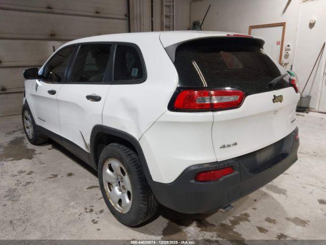 Jeep Cherokee Sport Image 11