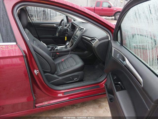 Ford Fusion Se Image 6