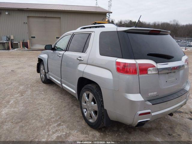 GMC Terrain Denali Image 13