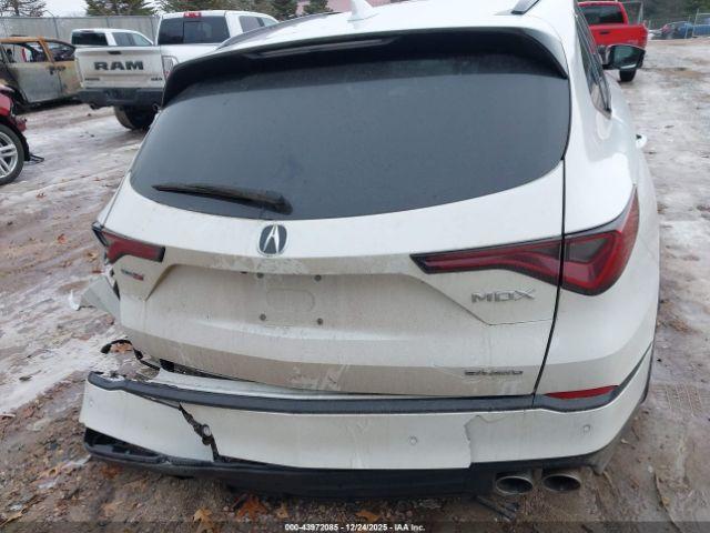Acura MDX Image 8