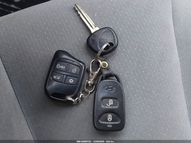 Hyundai SANTA FE Image 9