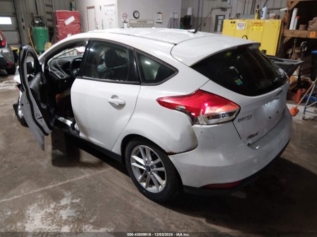 Ford Focus Se Image 14