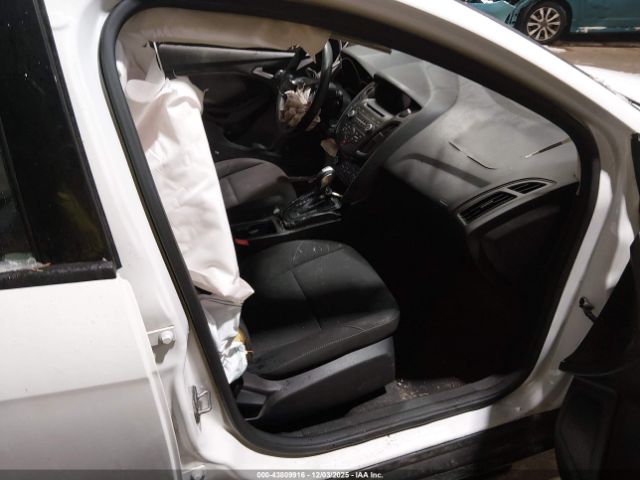 Ford Focus Se Image 10