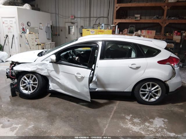 Ford Focus Se Image 9