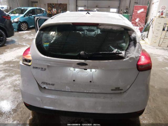 Ford Focus Se Image 7