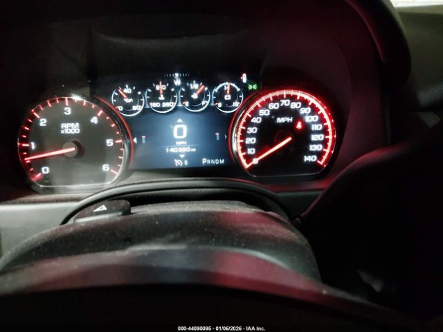 GMC Yukon Denali Image 4