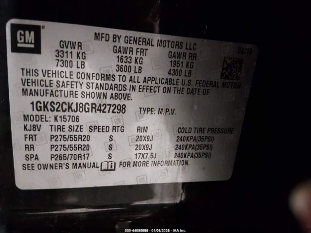 GMC Yukon Denali Image 17