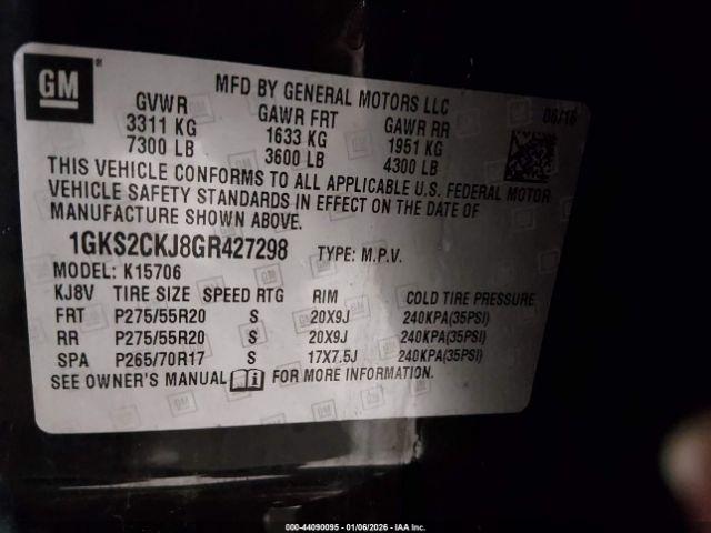 GMC Yukon Denali Image 17