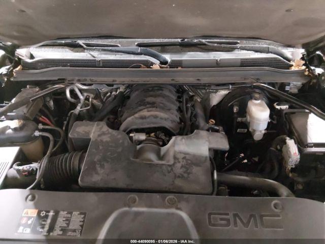 GMC Yukon Denali Image 7