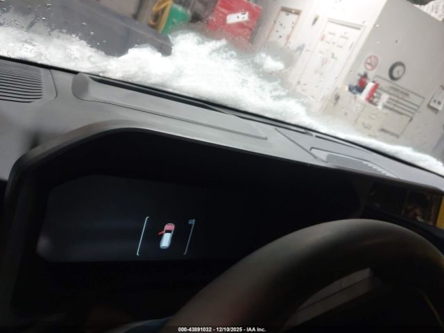 Toyota Land Cruiser Image 4