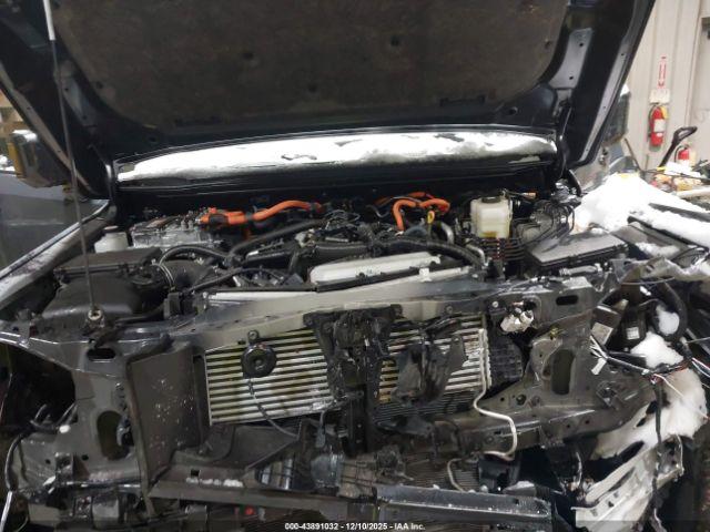 Toyota Land Cruiser Image 16