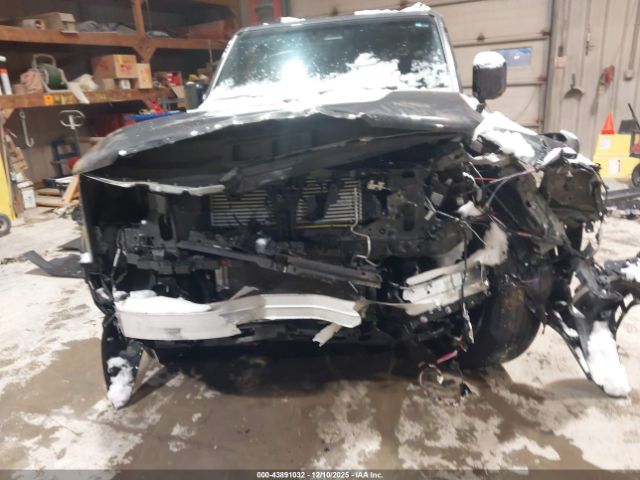 Toyota Land Cruiser Image 6