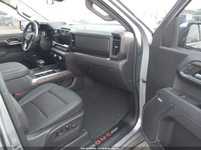 GMC Sierra 1500 4wd  Short Box Slt Image 8