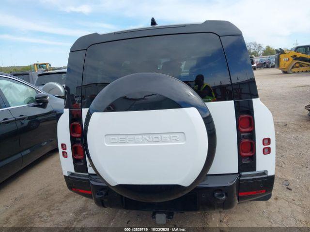 Land Rover Defender 130 P400 X-dynamic Se Image 11