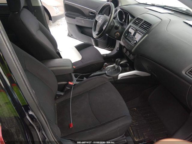 Mitsubishi Outlander Es Image 7