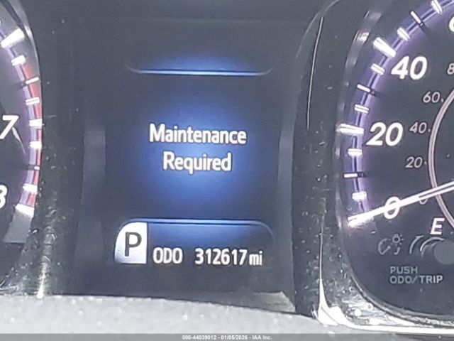 Toyota Avalon Xle Premium Image 18